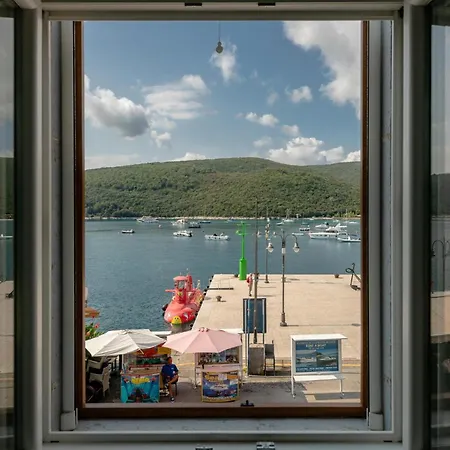 Lovely In With Wifi Apartment