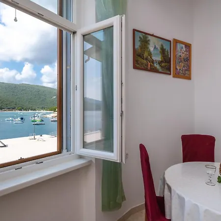 Apartment Lovely In With Wifi *